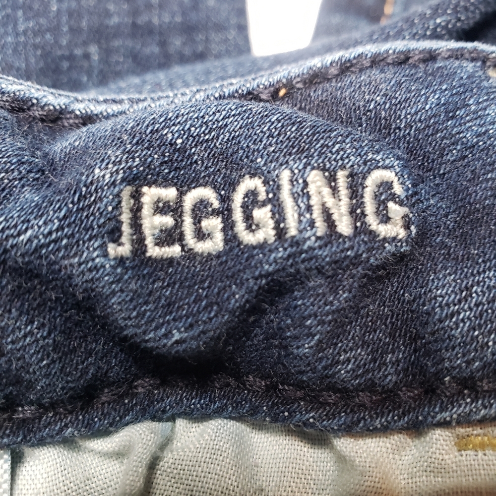 ❤️ AEO Women's Super Stretch Jegging - Picture 3 of 6